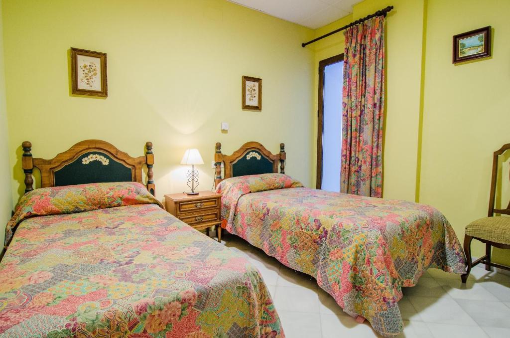Apartamentos Salmerones Alhama de Granada Zimmer foto